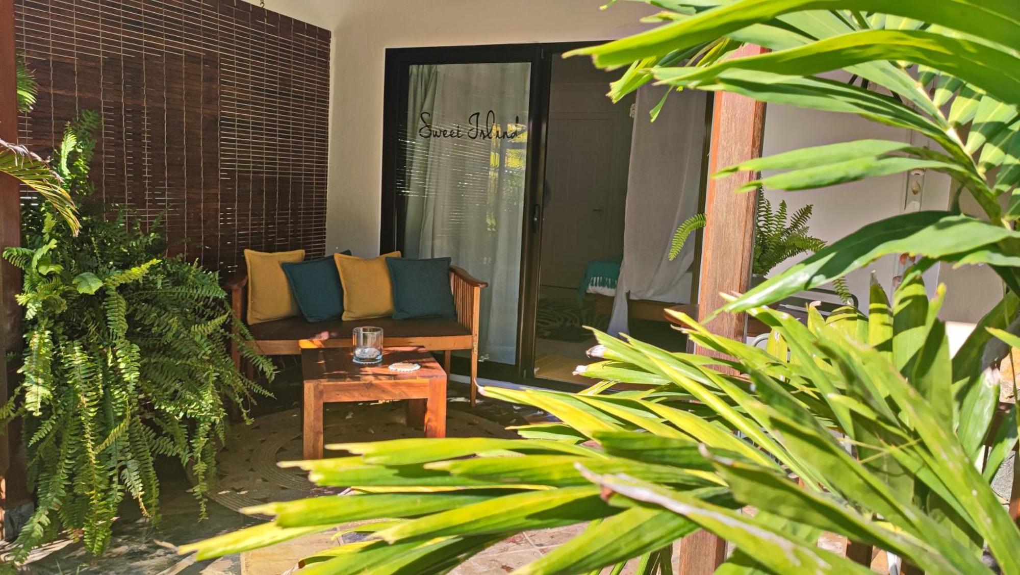 Sweet Island Bed & Breakfast Riviere Noire Exterior photo